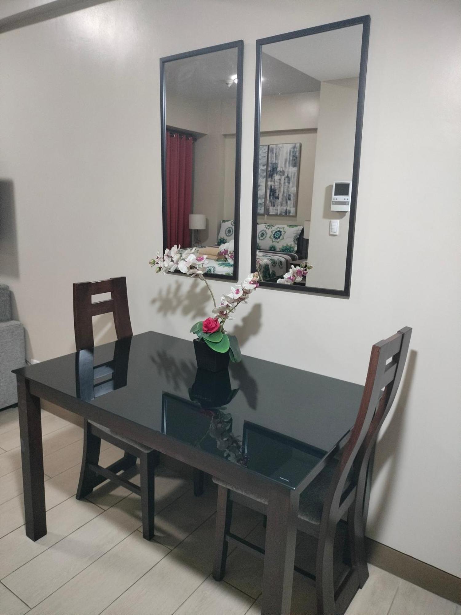 Condotel Near Airport Pasay Dış mekan fotoğraf