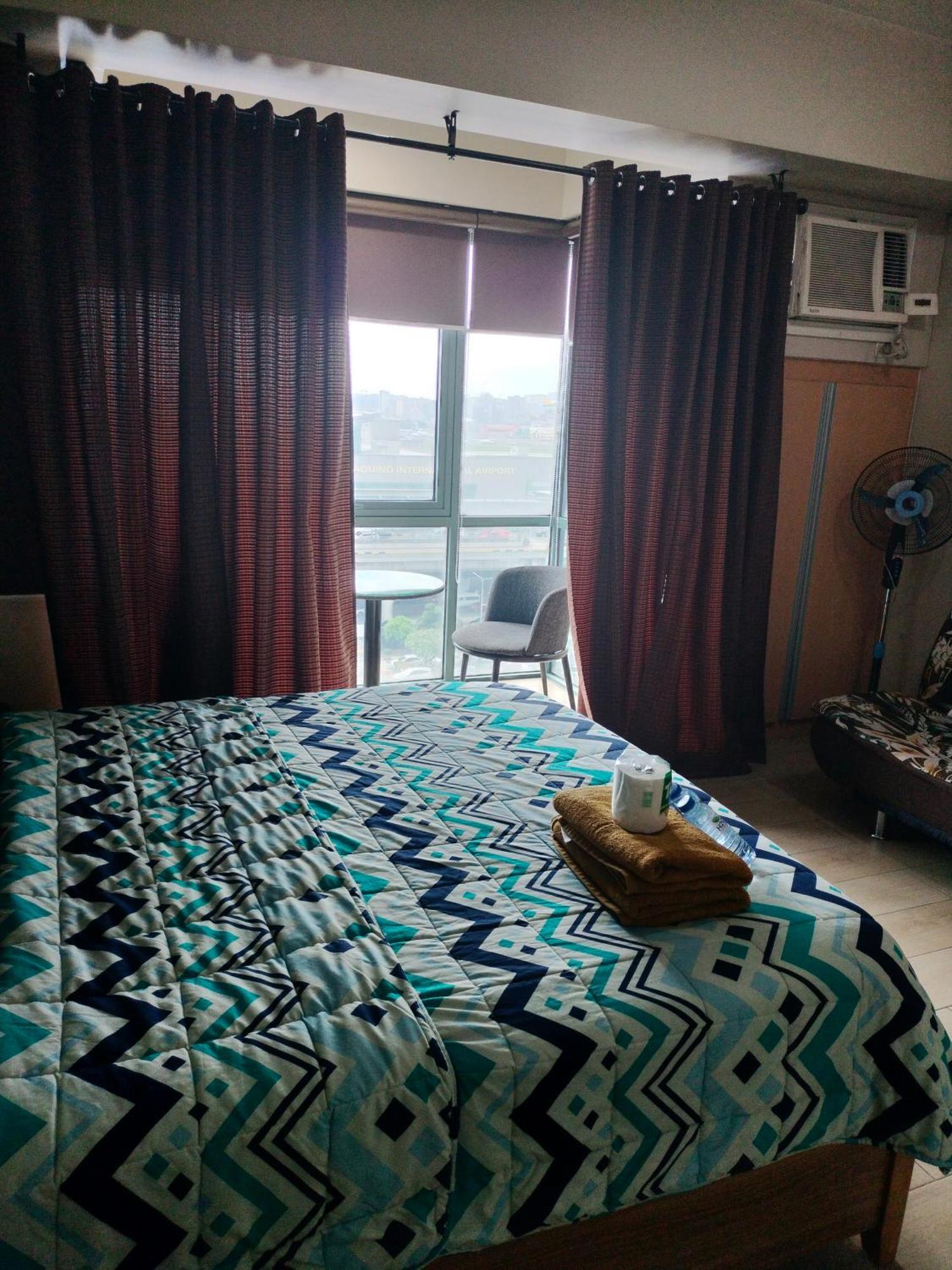 Condotel Near Airport Pasay Dış mekan fotoğraf